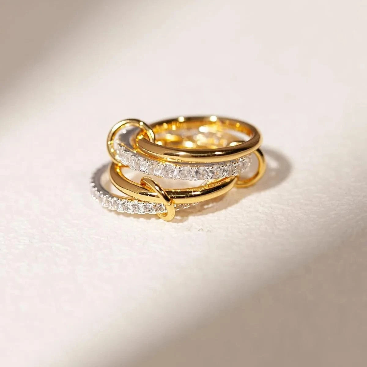 Bague 4 Anneaux Entrelacés