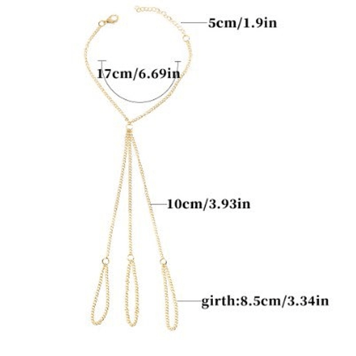 Bijou bague et dessus de main