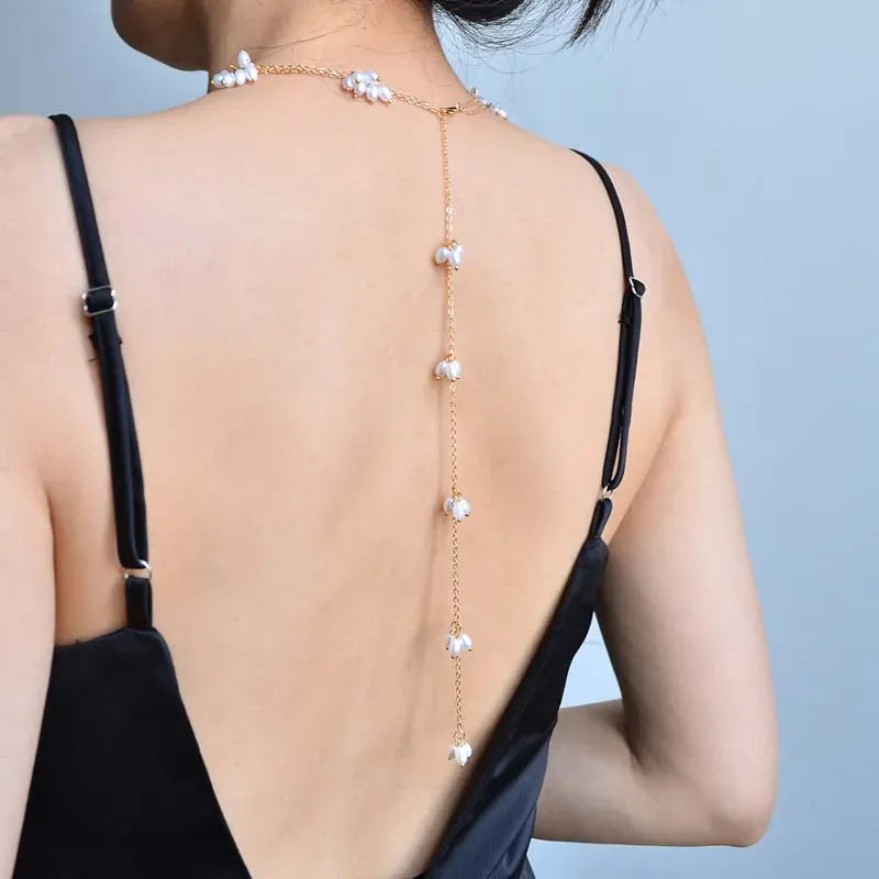 Bijou de Dos avec Perles