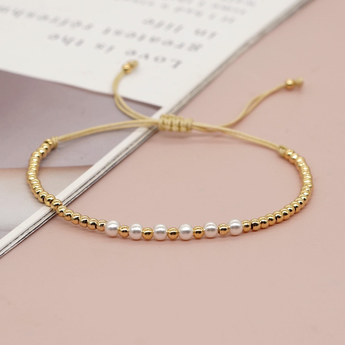 Bracelet fin réglable perles
