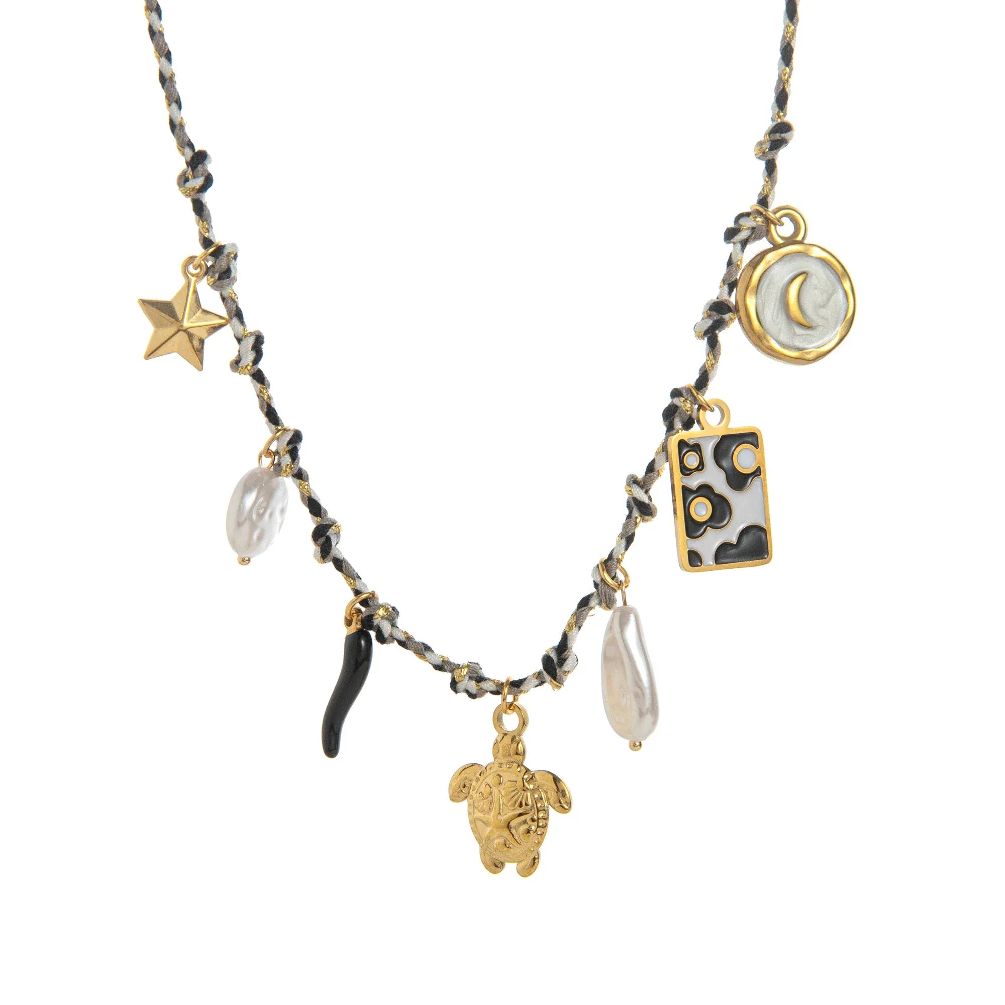 Collier avec Plusieurs Pendentifs