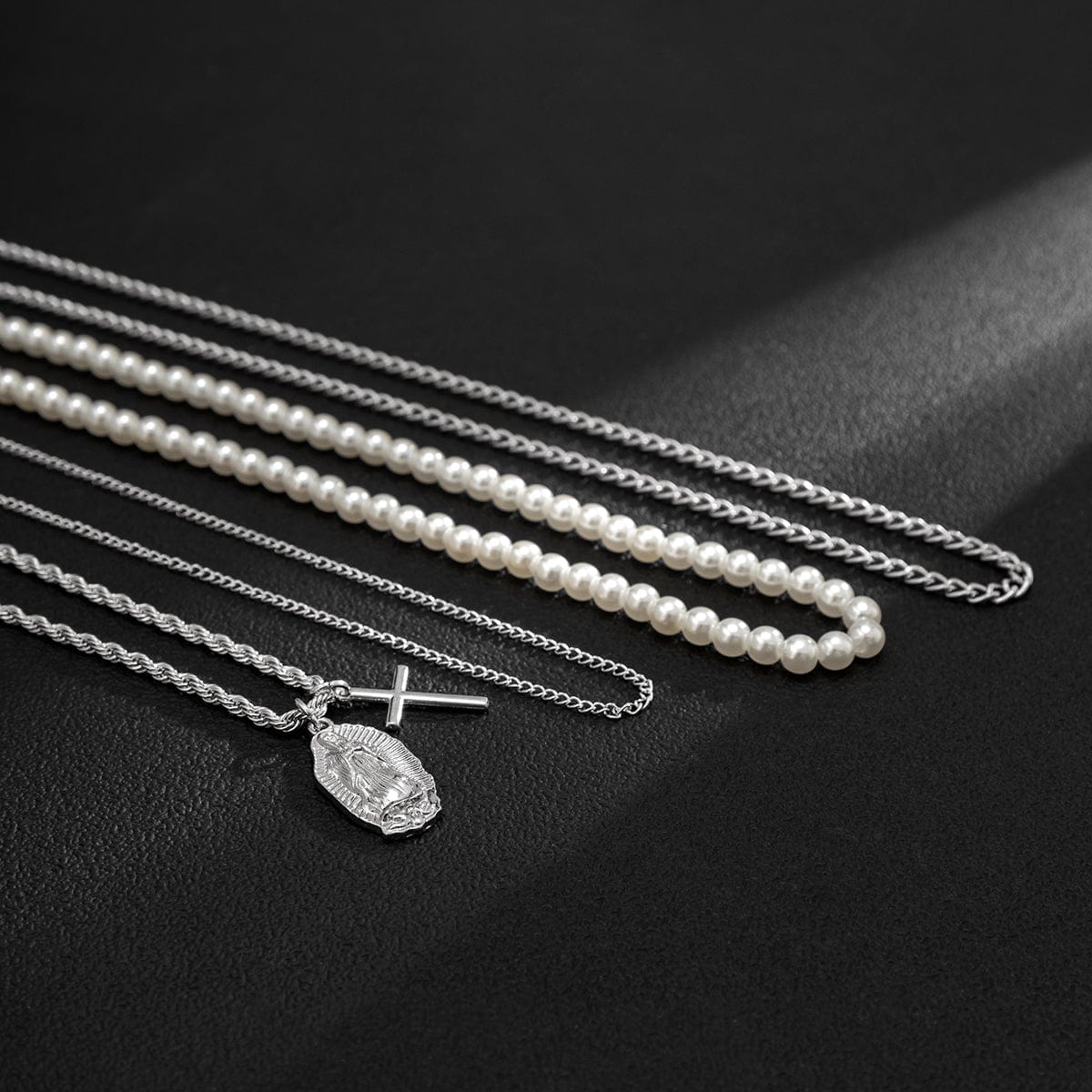 Collier chaine médaillon homme