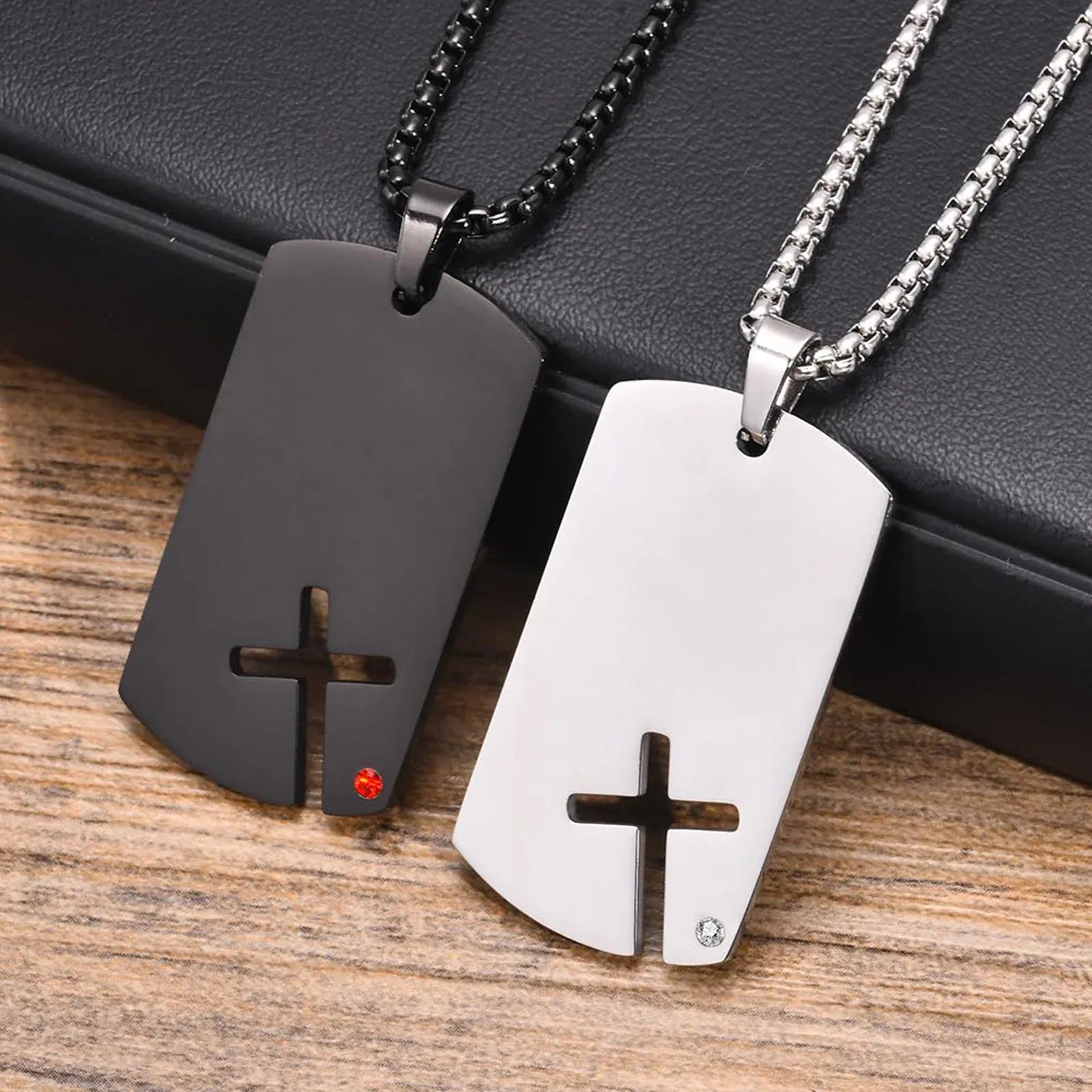 Collier Croix Argent Homme Plaque