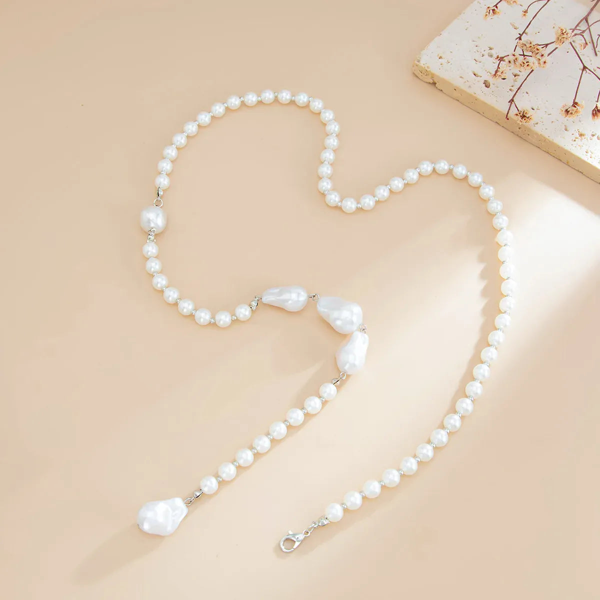 Collier de Dos avec Perles