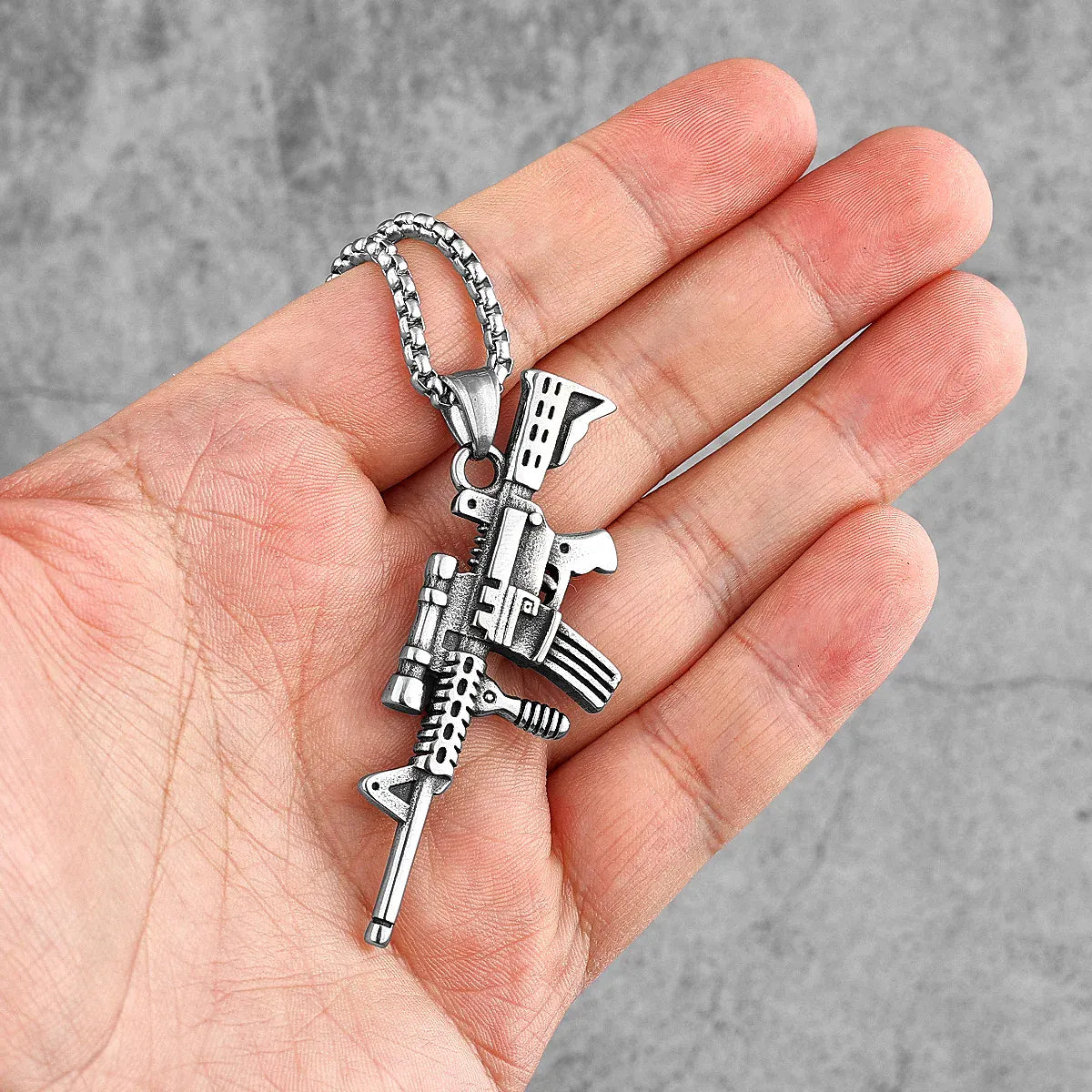 Collier Homme Pistolet