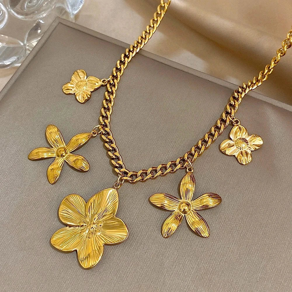 Collier Or avec Breloques