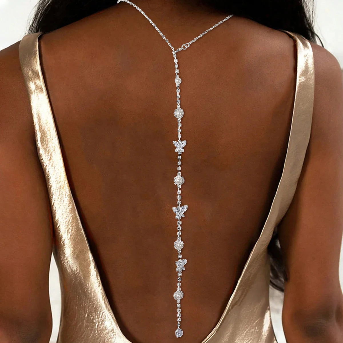 Collier pour Décolleté dans le Dos