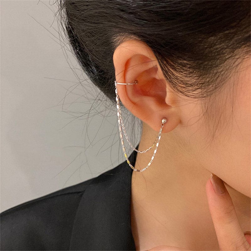 Boucles d'oreilles longues Chaîne et pendentif émail noir - Atelier Arcat Boucles d'oreilles longues Chaîne et pendentif émail noir - Atelier Arcat