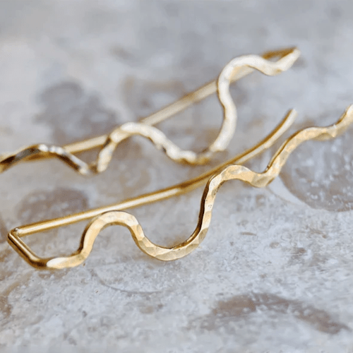 Boucle d&#39;oreille grimpante serpent