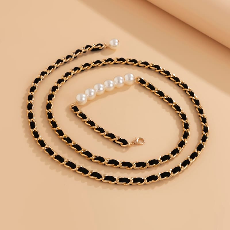 Chaine de taille minimaliste avec perle