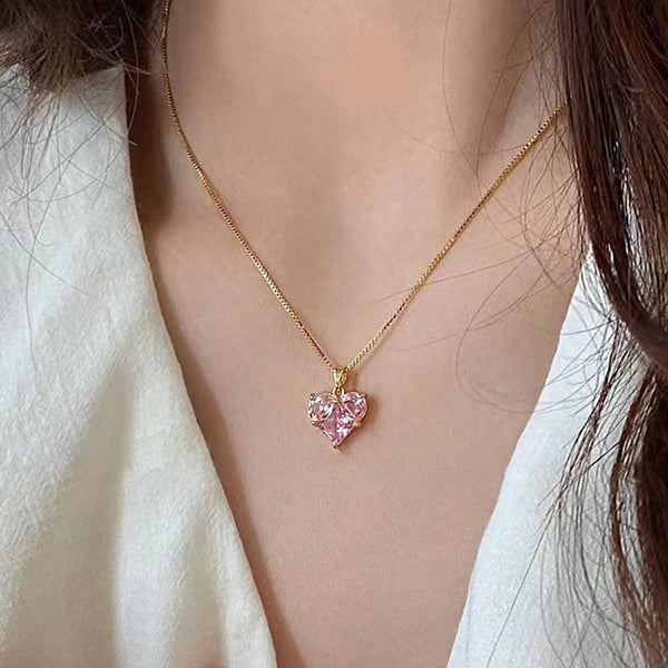 Achetez Pendentif pour femme Elise en Or Jaune 375 Diamant 2 Carats Achetez Pendentif pour femme Elise en Or Jaune 375 Diamant 2 Carats